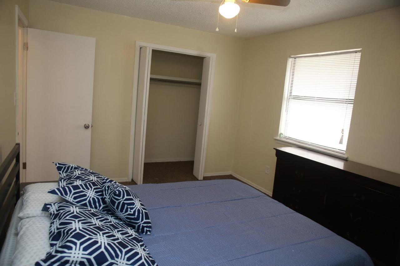 Appartamento 2 Bed/ 1 Bath Next To Ft. Sill Lawton Esterno foto